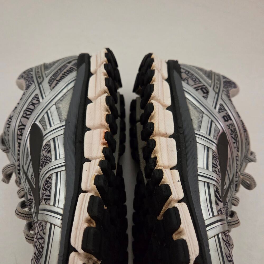 Brooks Adrenaline GTS 17 Gray Lady NYC Limited Edition Running Sneakers Sz 7 - Picture 14 of 15